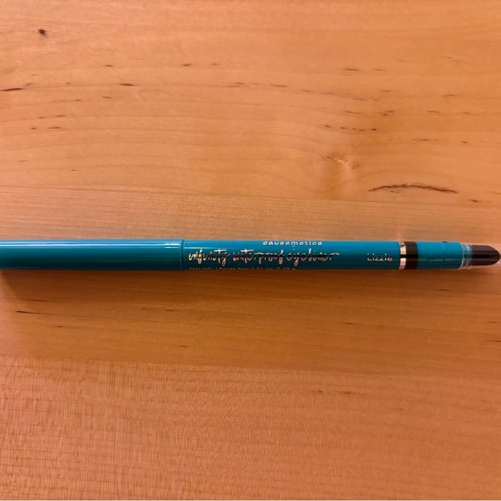 Thrive Causemetics Infinity Waterproof Eyeliner Moss Green (Lizzie)